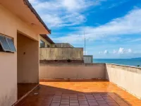Apt w/ Suite 30 m From the sea in Itapema Cae0103 Hotels in Itapema