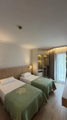 Ridvan Hotel - บริการรถรับส่ง
