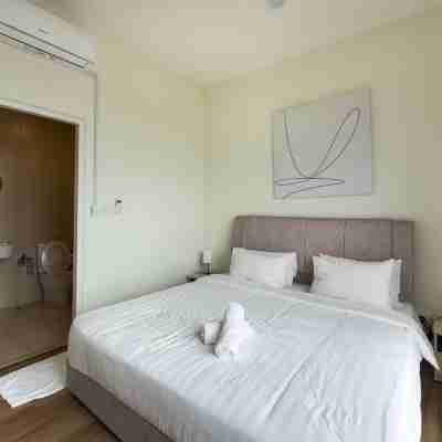 Cozy 2BR Melaka Apartment, 5min Drive to Jonker St Rooms