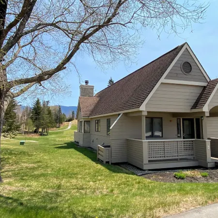 Fv39 Classy Bretton Condo With AC, Wifi, Mountain Views