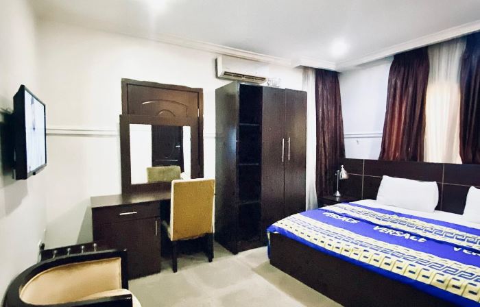 Luxury Suites and Apartments
