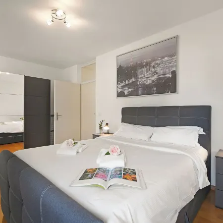 Imbarcadero Apartment - Happy Rentals