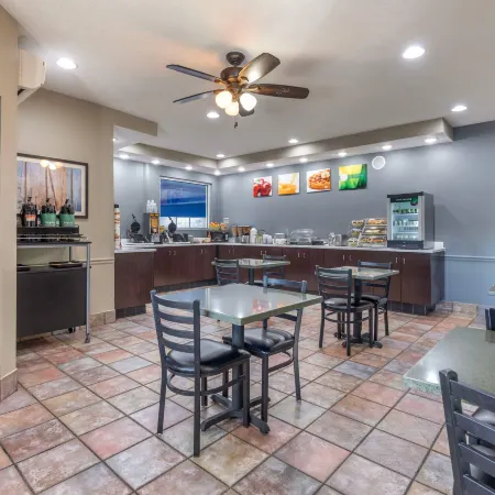 Quality Inn & Suites