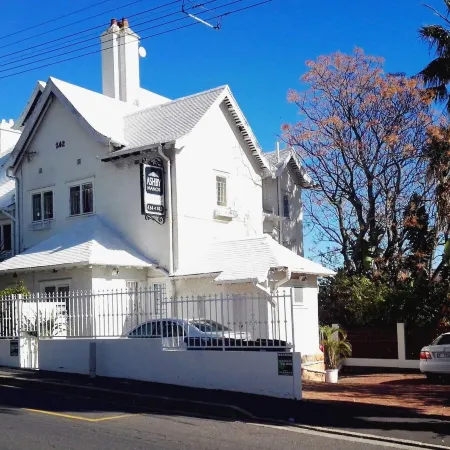 Ashby Manor Guest House Отели рядом с достопримечательностью «Бантри-Бэй»