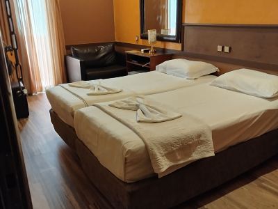 Ephira Hotel