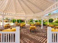 Royal Regency Club - Ultra All Inclusive Hotels near La Strada Mall