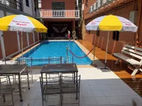 Bagan Comfort Hotel - piscina