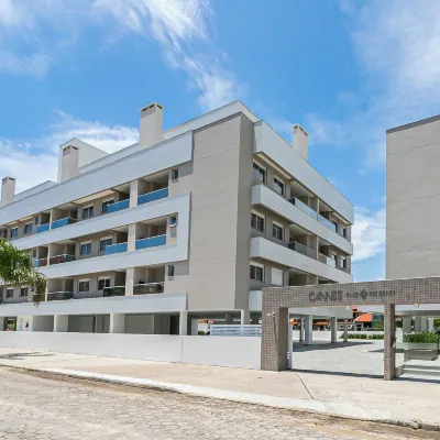 Cannes Club by Viva - Residencial a 200m da Praia Ingleses do Rio Vermelho Hotel in zona Praia dos Ingleses