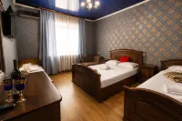 Tri Palmy Hotel - بيوت ضيافة