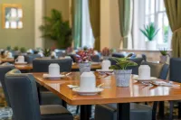 North Stafford Hotel - breakfast