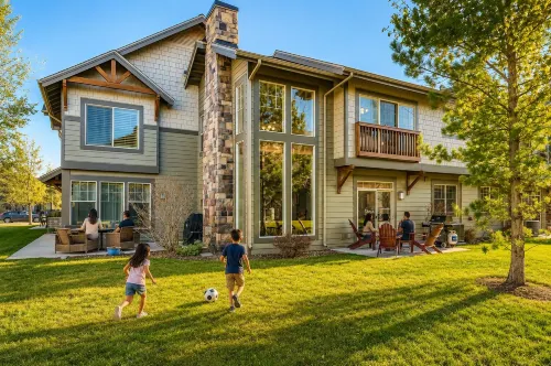 Foxpoint Cottage 3 Bedroom Townhouse by RedAwning