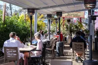 Turtle Walk - Walk to Gorgeous Beach! WALK to 12 different Restaurants!