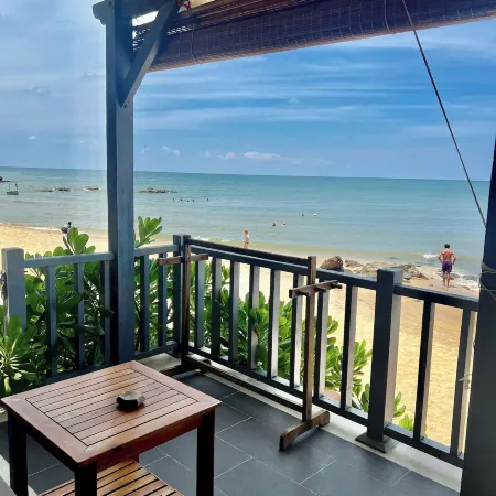 Vida Loca Sunset Beach Resort