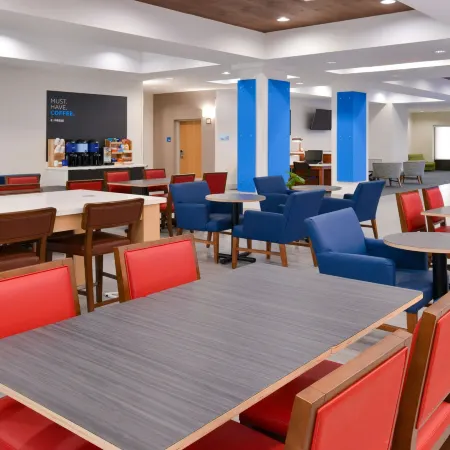Holiday Inn Express & Suites LA PLACE by IHG