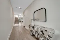 Upscale 4 Bdrm Retreat - Mins to Las Olas Beach - Wifi