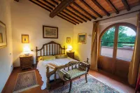 Panoramic Villa in Tuscany Rolling Hill, Well Connected, Everyday New Journey to - Pet friendly