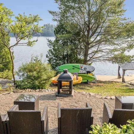 Muskoka Lakeshore Cottage Bliss