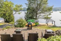 Muskoka Lakeshore Cottage Bliss - Haustierfreundliche