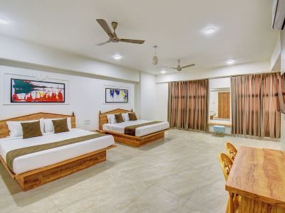 FabHotel Majestic Pearl