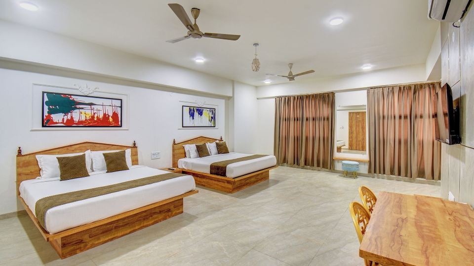 FabHotel Majestic Pearl