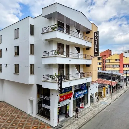 Hotel Toledo Plaza