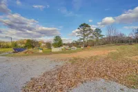 Studio Near Ocoee River & Waterfalls - 3 tähden