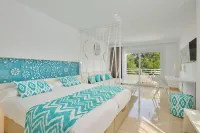Grupotel Ibiza Beach Resort - Adults Only - pantai