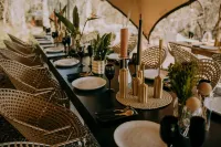 Thulani Game Lodge and Eco Estate - parking
