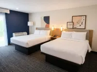 Clarion Inn & Suites at the Outlets of Lake George - Gym