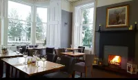 McInnes House Hotel - breakfast