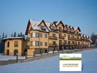 Hotel Góralski Raj - parking
