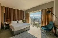 DoubleTree by Hilton Santiago Kennedy - Bãi đậu xe