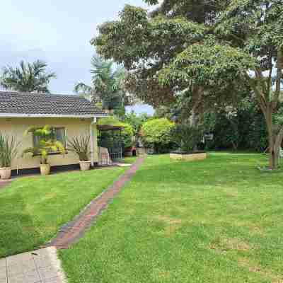 Cottage - Sleeps 4 Pool & Private Parking Hotel Exterior