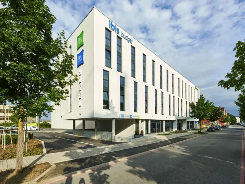 Ibis Styles Singen - parking