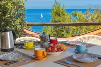 Seafront Collection - Bungalows and Villas - WiFi