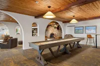 Sun Lodge Near Manchester VT, Ascend Collection Hotel - 3-Star