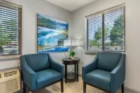 HomeTowne Studios & Suites Greensboro - Parkplatz
