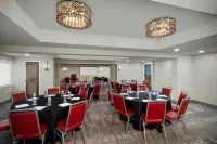 Four Points by Sheraton Newark Christiana Wilmington - 駐車場