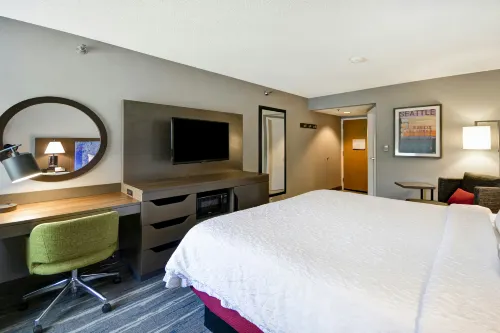 Hampton Inn Seattle-Southcenter - Pet friendly