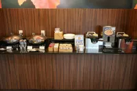 Fairfield Inn & Suites Madison Verona - breakfast