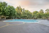 Omni Shoreham Hotel - Swimmingpools