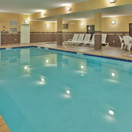 Hampton Inn & Suites Watertown