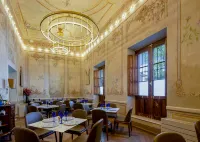 Central Hotel Boutique - 4-Star