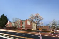 DoubleTree by Hilton Portland - Tigard - 4-Star