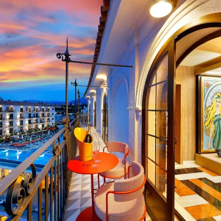 Hard Rock Hotel Marbella – Puerto Banús