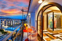 Hard Rock Hotel Marbella – Puerto Banús - Romantic