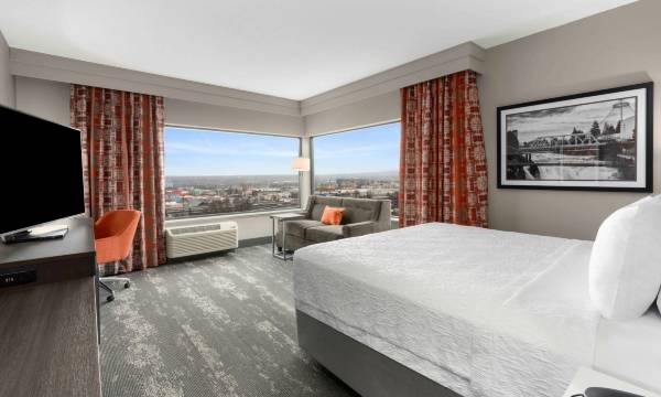 Hampton Inn & Suites Spokane Downtown South