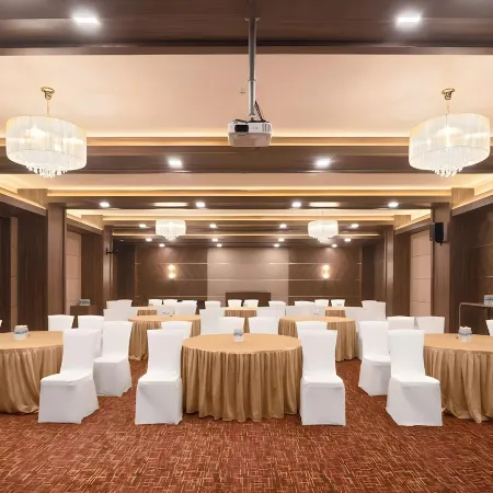 Hotel Turmeric