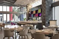 Yotel Miami - breakfast