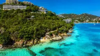 Amazing Villa Steps from the Pool, Incredible Views + Generator - 2 stelle